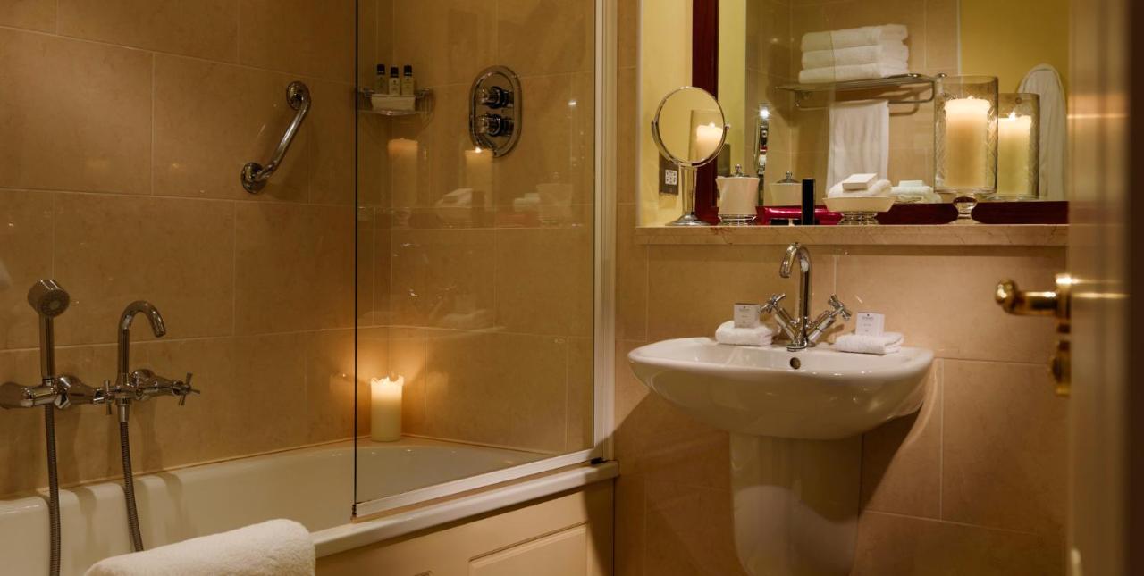 Brook Lane Hotel Кенмеър Екстериор снимка